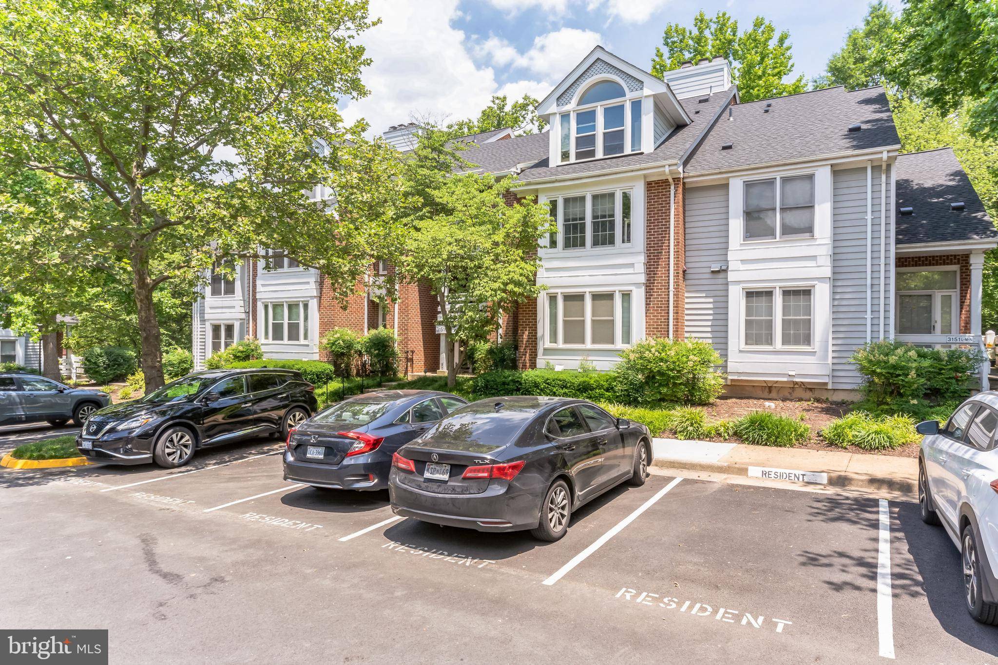 Falls Church, VA 22042,3151 - H ANCHORWAY CT