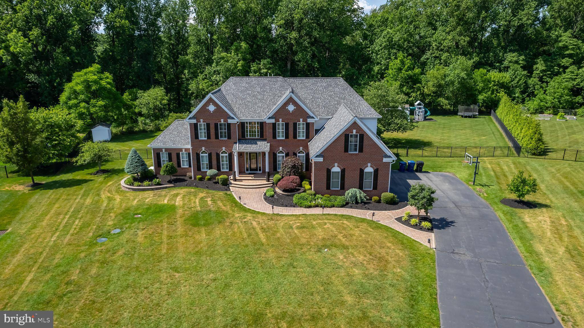 Mullica Hill, NJ 08062,15 VALLEY LN