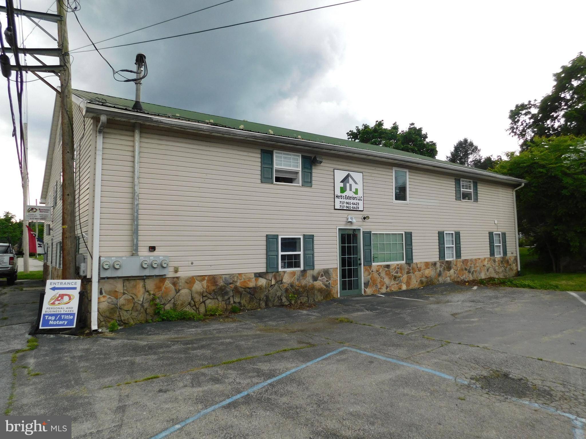 Fairfield, PA 17320,12 E WATER