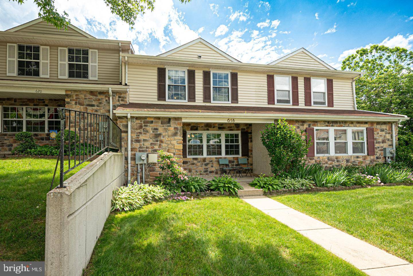 Downingtown, PA 19335,618 LANCASTER CT