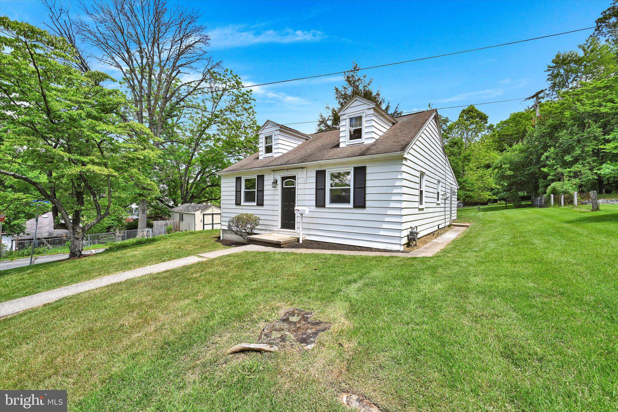 Mohnton, PA 19540,3 CEDAR ST