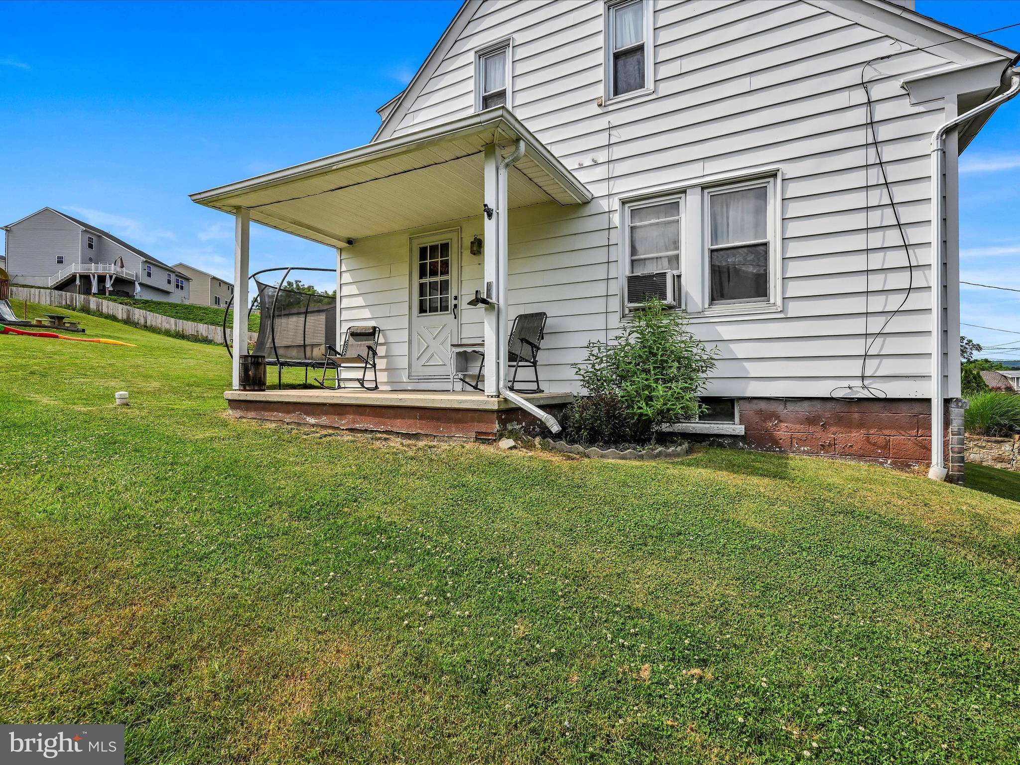 Pine Grove, PA 17963,46 CHERRY ST