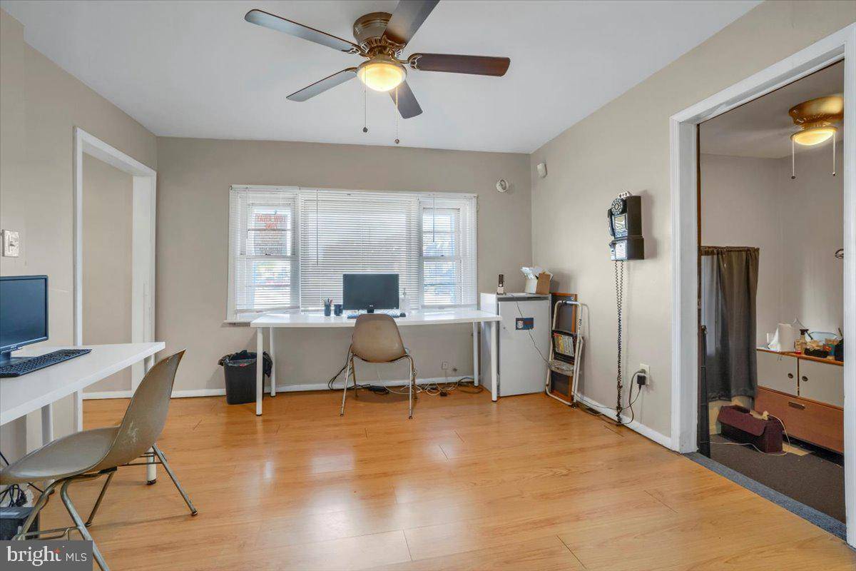 Chester, PA 19013,501 W 22ND ST