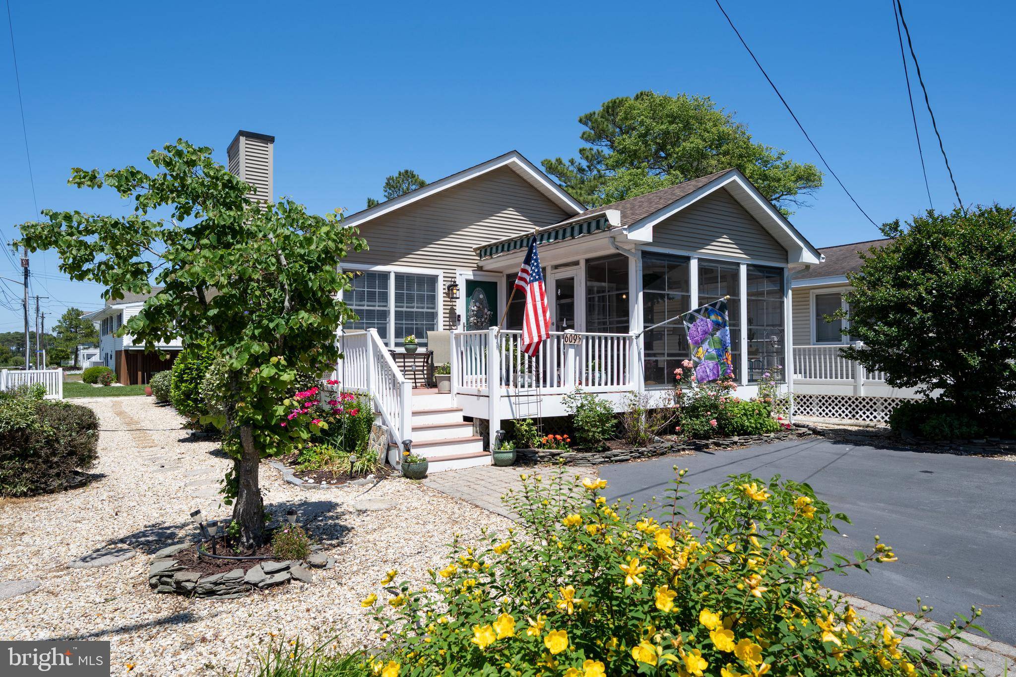 Bethany Beach, DE 19930,609 SIXTH ST