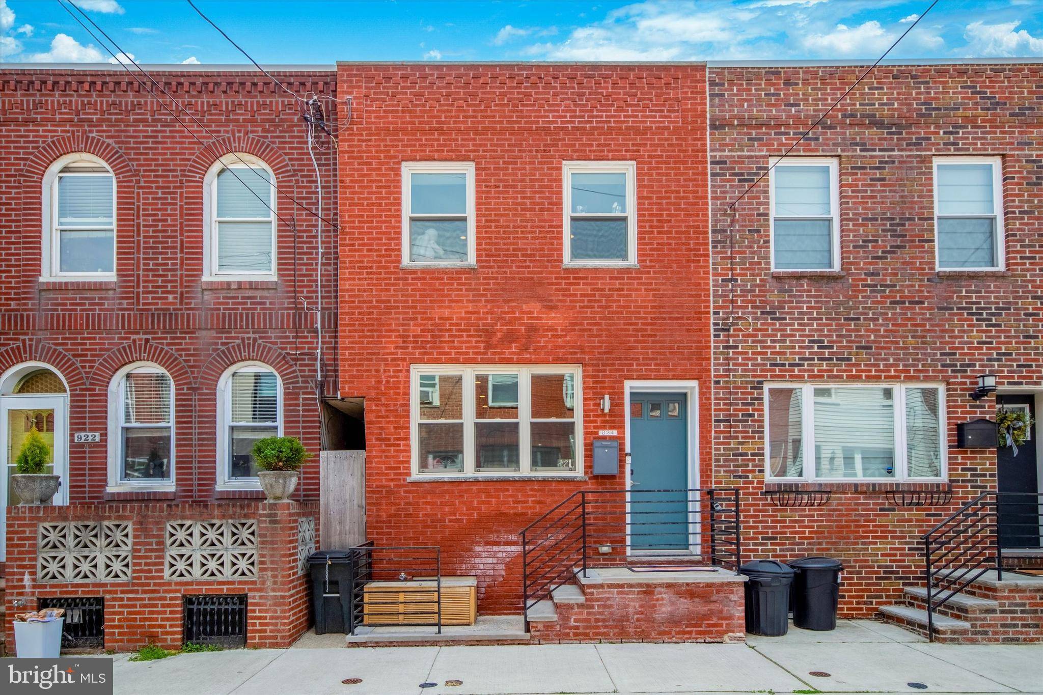 Philadelphia, PA 19148,924 HOFFMAN ST