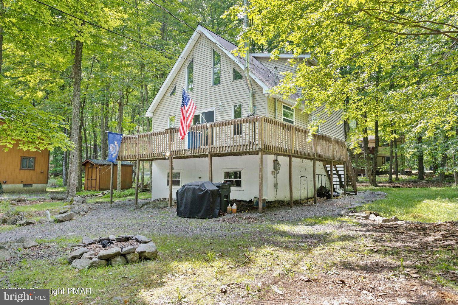 Pocono Lake, PA 18347,281 WYALUSING DR