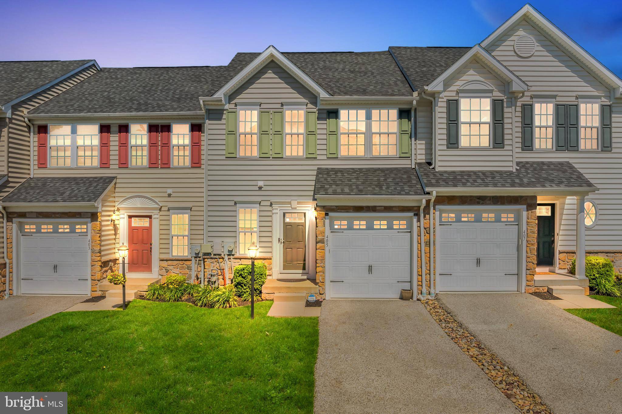 Norristown, PA 19403,405 SOURWOOD RD