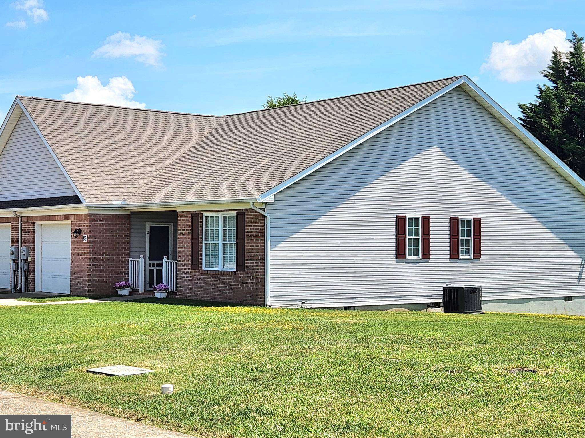 Charles Town, WV 25414,86 WESTHALL DR