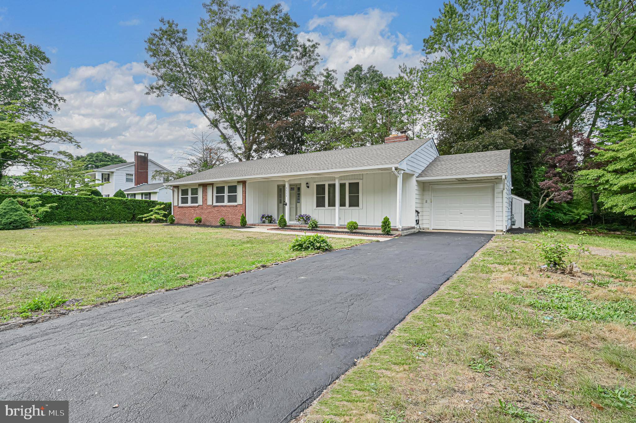 Vineland, NJ 08361,2526 DAHLIADEL DR