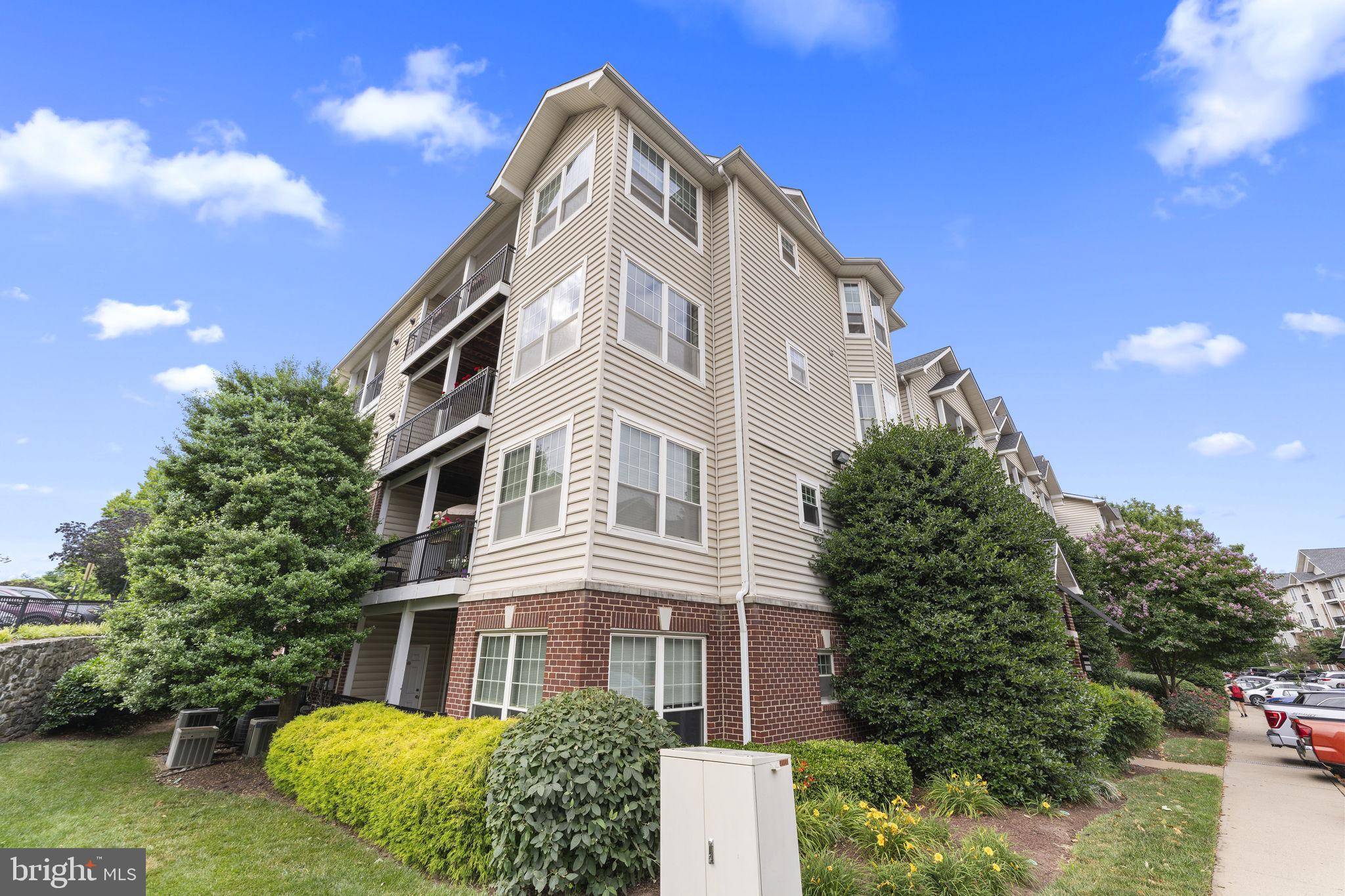 Mclean, VA 22102,1600 SPRING GATE DR #2115