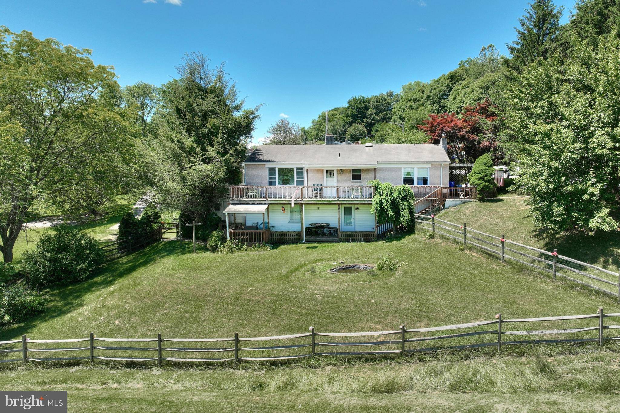 Glen Rock, PA 17327,65 PINE ST