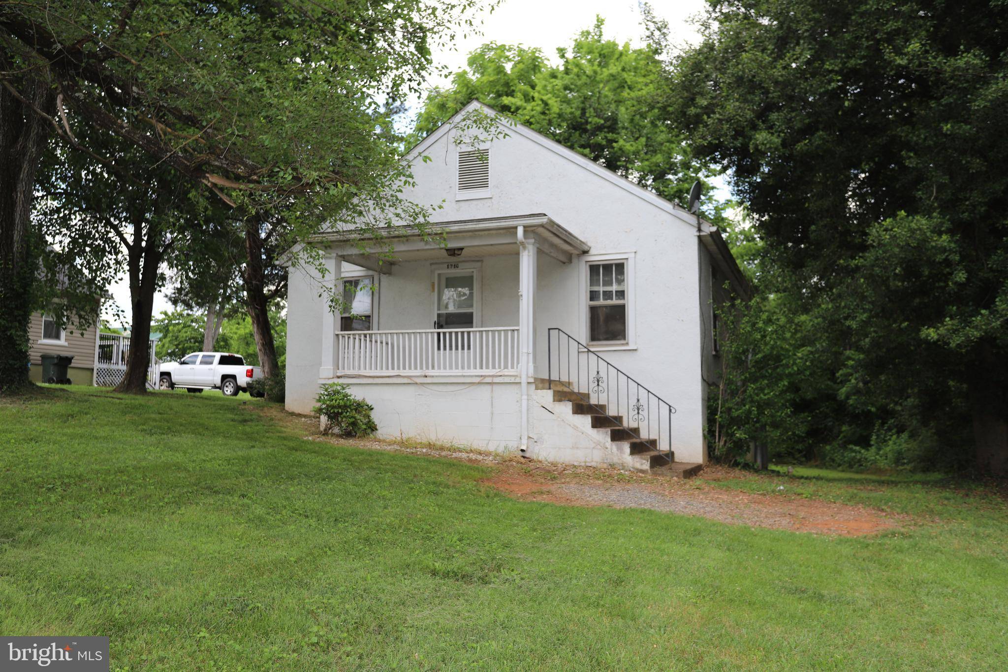 Culpeper, VA 22701,1710 ORANGE RD