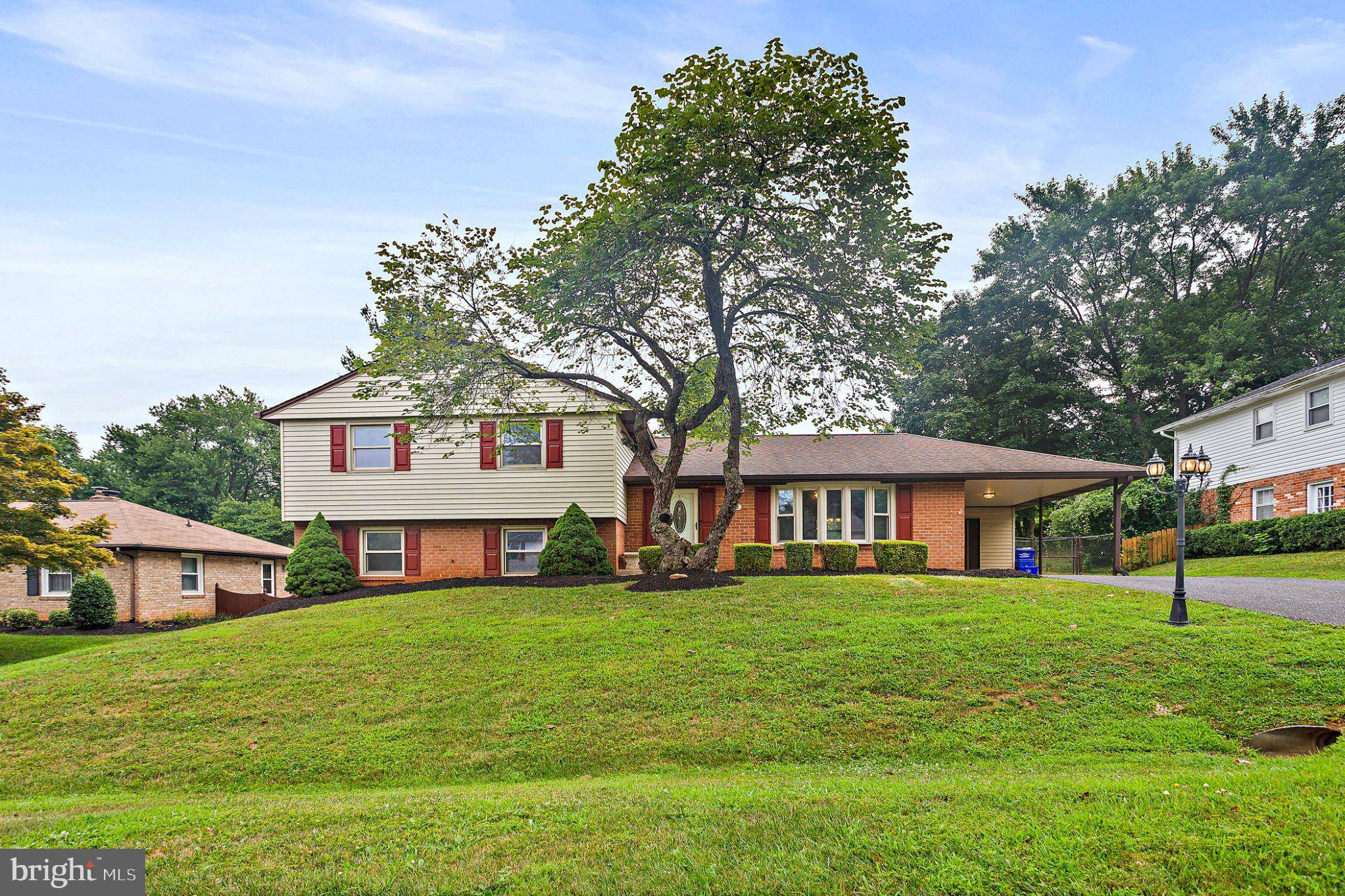 Brookeville, MD 20833,19408 TREADWAY RD