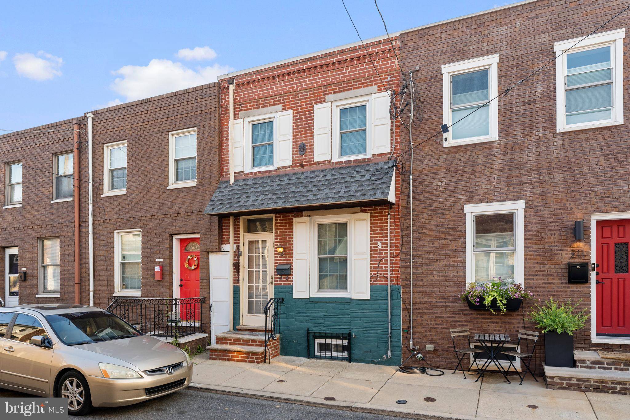 Philadelphia, PA 19147,213 GERRITT ST