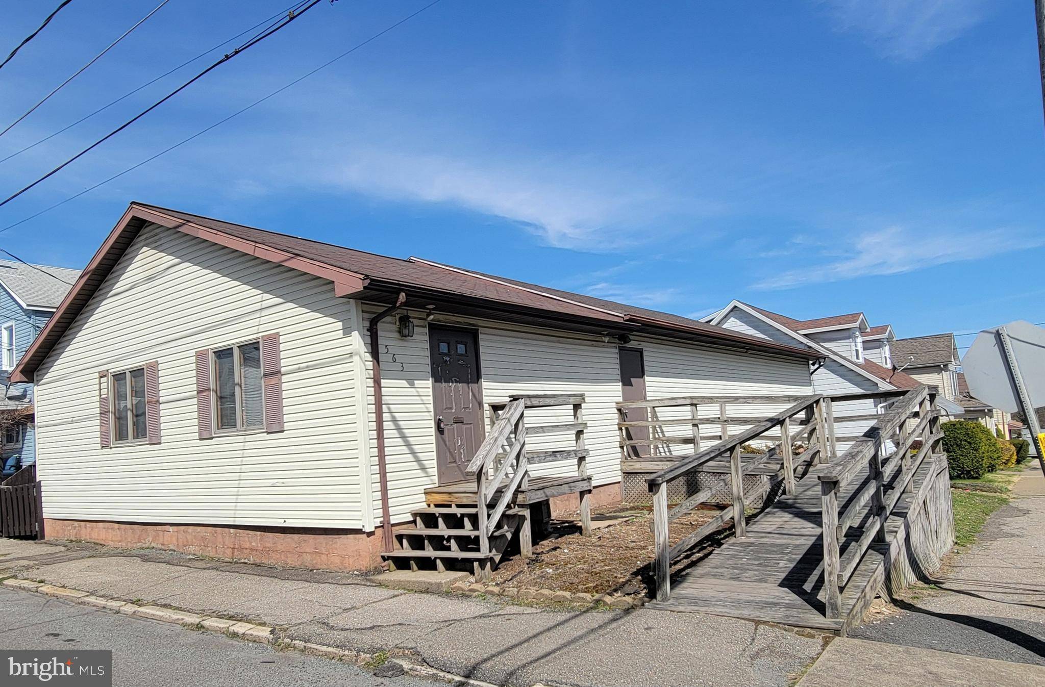 Freeland, PA 18224,563 CARBON ST