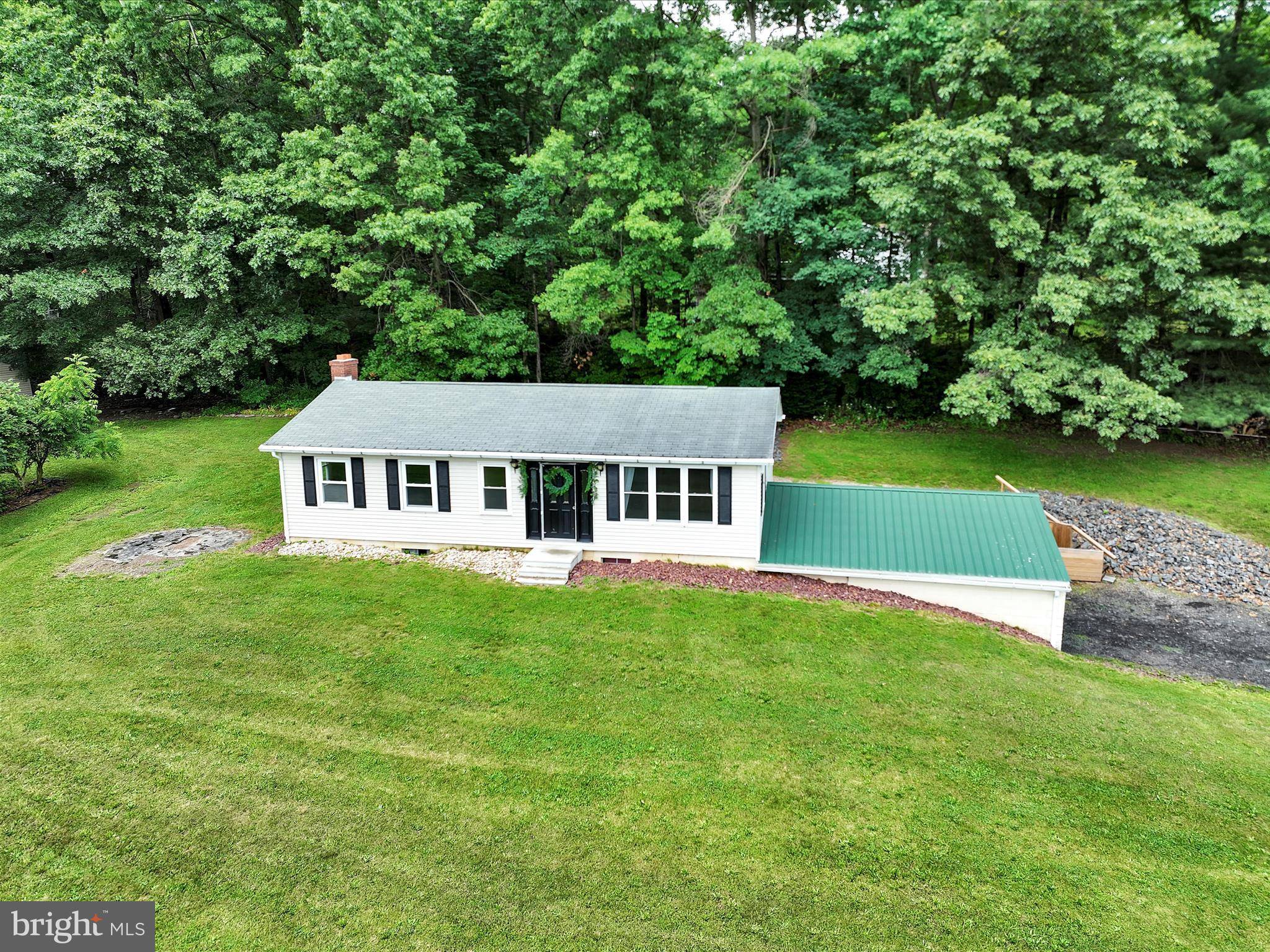 Pine Grove, PA 17963,17 PINE HEIGHTS DR