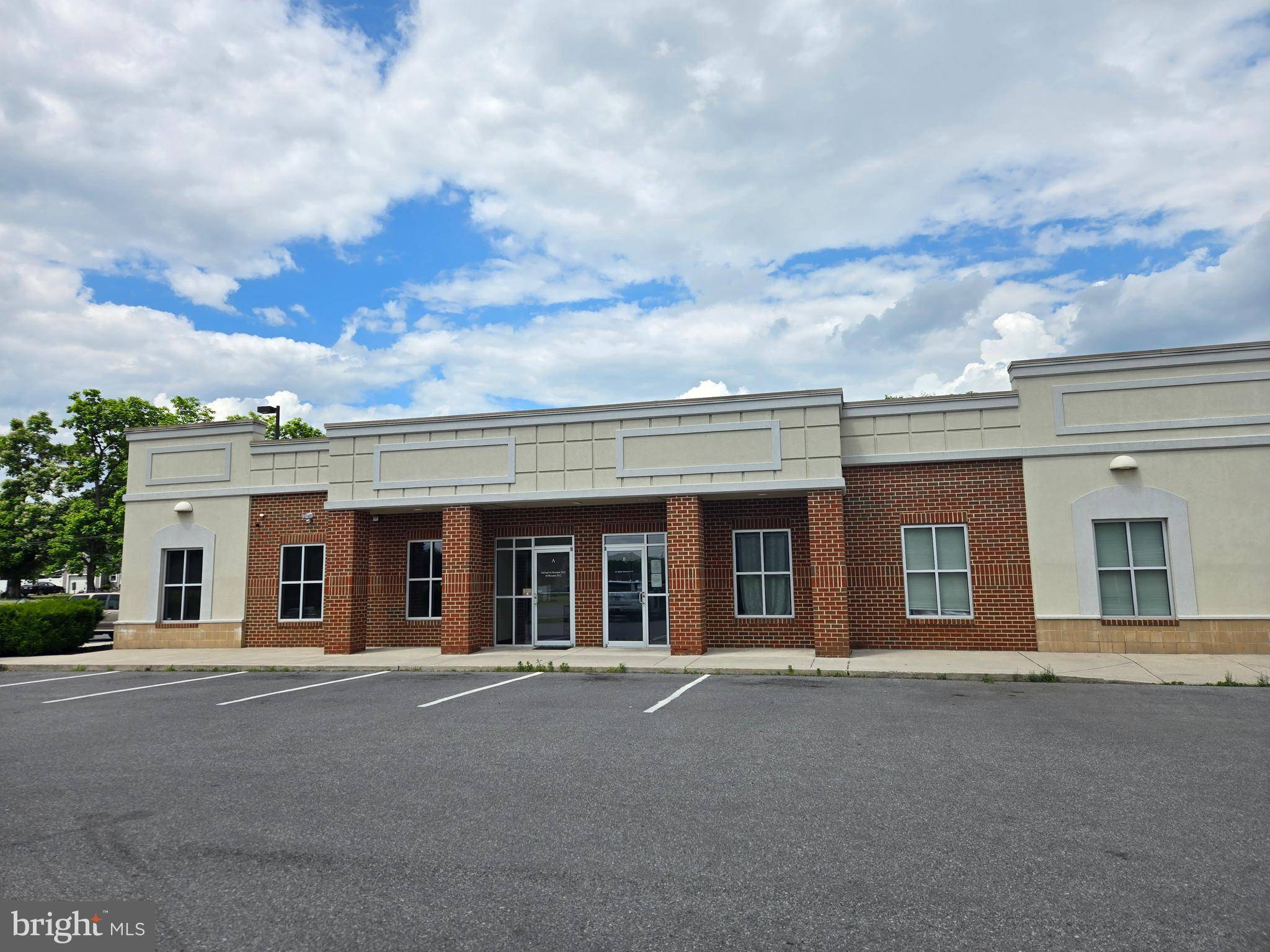 Martinsburg, WV 25401,176 HEALTH CARE LN #1