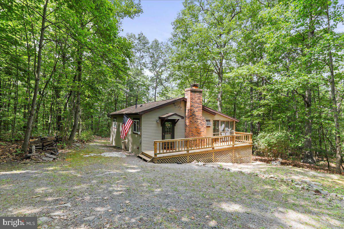 New Market, VA 22844,110 MOUNTAIN TOP LN