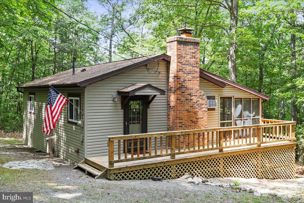 New Market, VA 22844,110 MOUNTAIN TOP LN