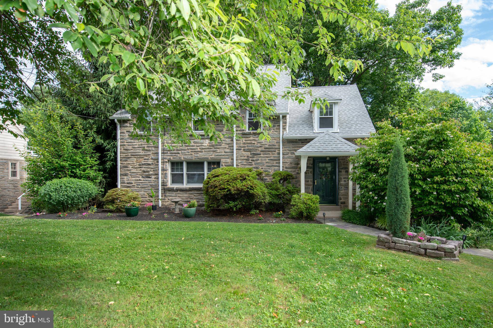 Jenkintown, PA 19046,1402 LINDSAY LN