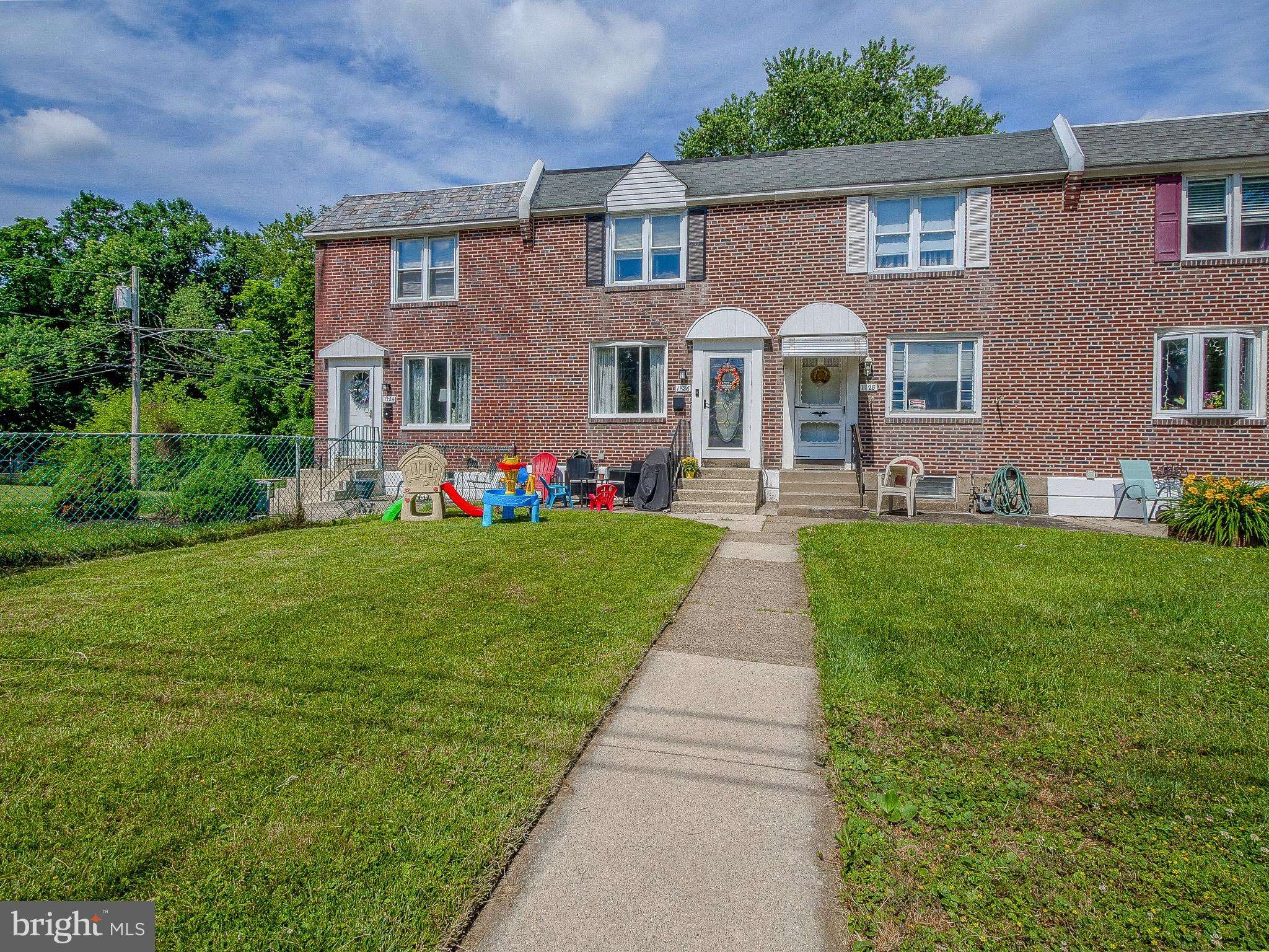 Glenolden, PA 19036,1126 BROOKWOOD LN