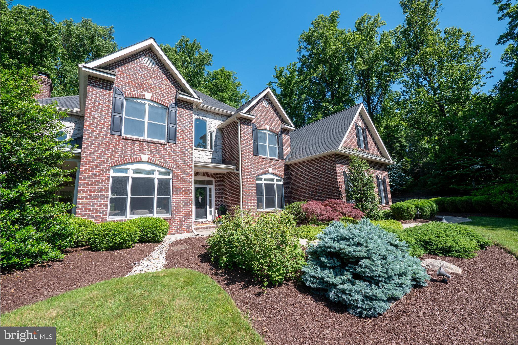 Hellertown, PA 18055,2460 WOODLAND HILLS CT