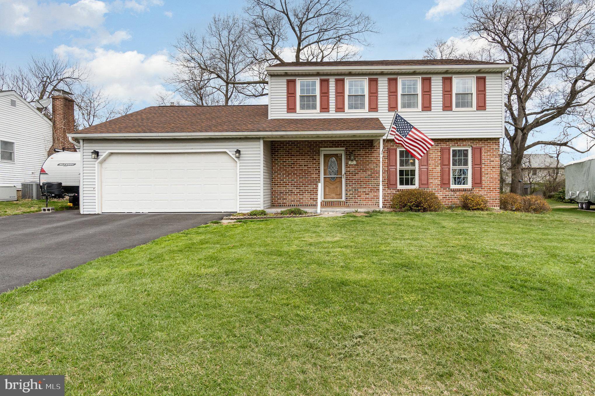 Mohnton, PA 19540,407 CREST CIR