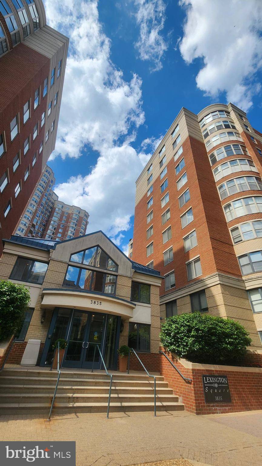 Arlington, VA 22203,3835 9TH ST N #301E