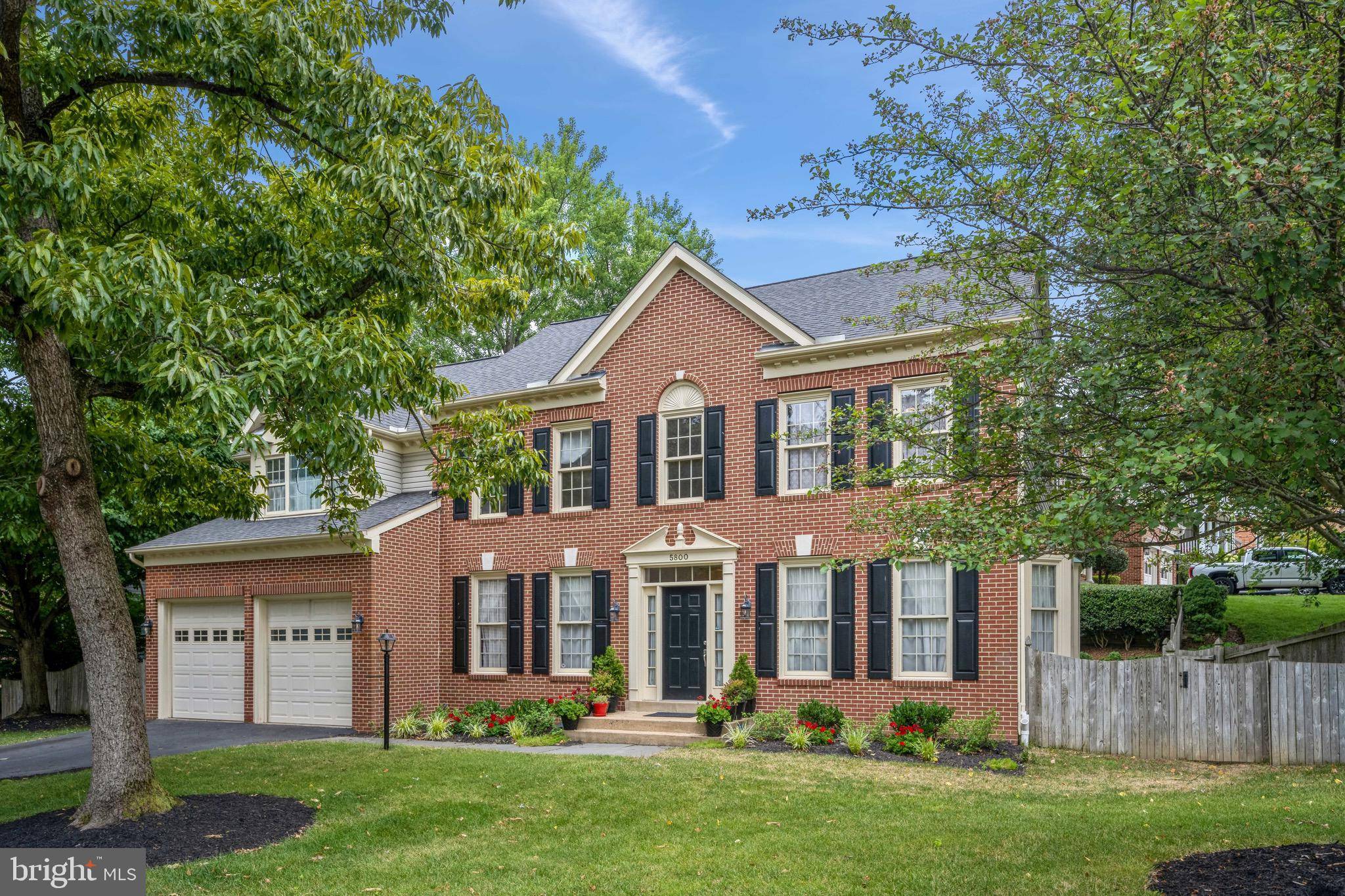 Falls Church, VA 22041,5800 MAGNOLIA LN