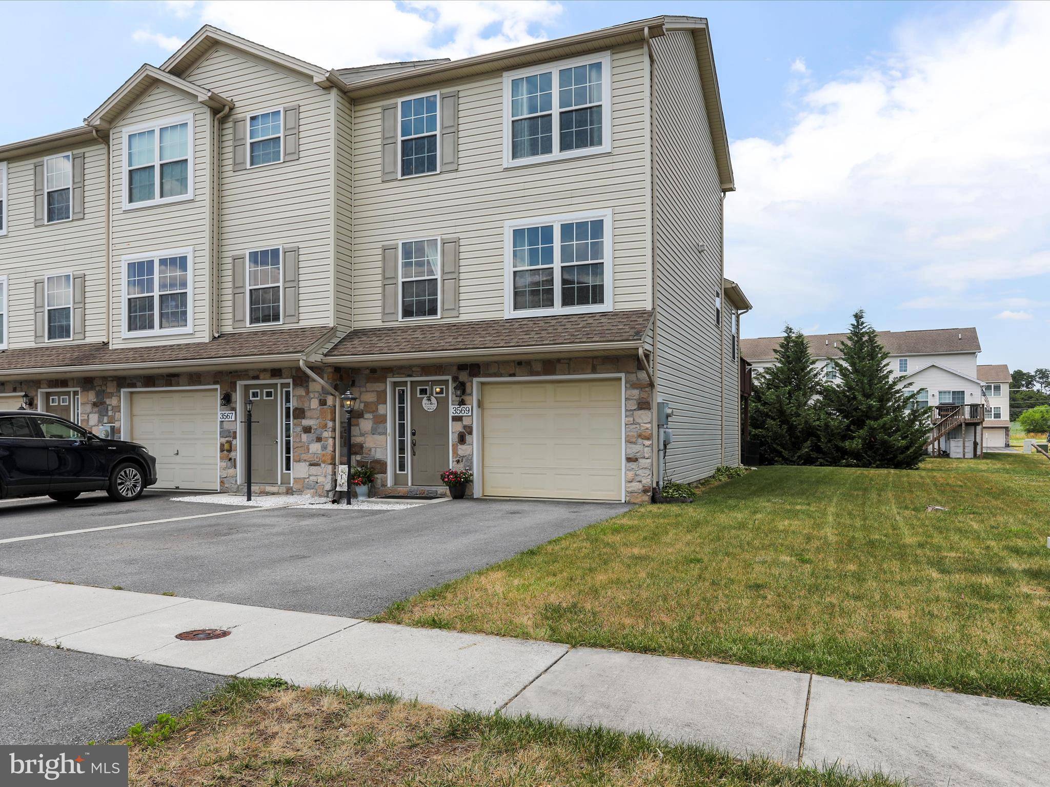 Fayetteville, PA 17222,3569 MAPLEWOOD COURT