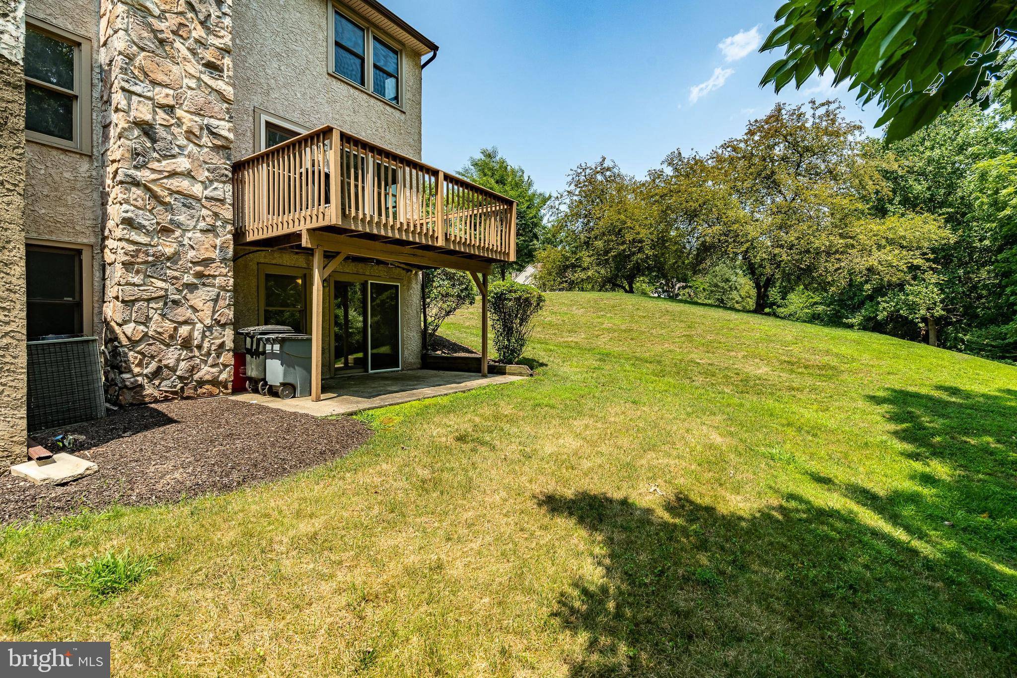 Chesterbrook, PA 19087,1 WOODSTREAM DR