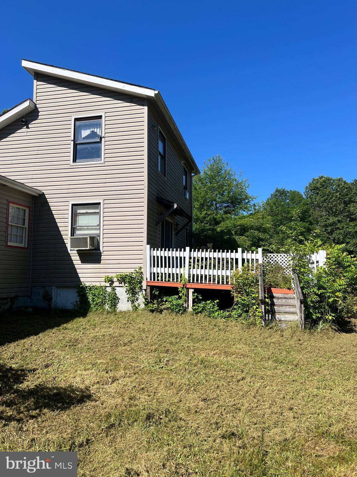 Berkeley Springs, WV 25411,36 PLUM TREE LN