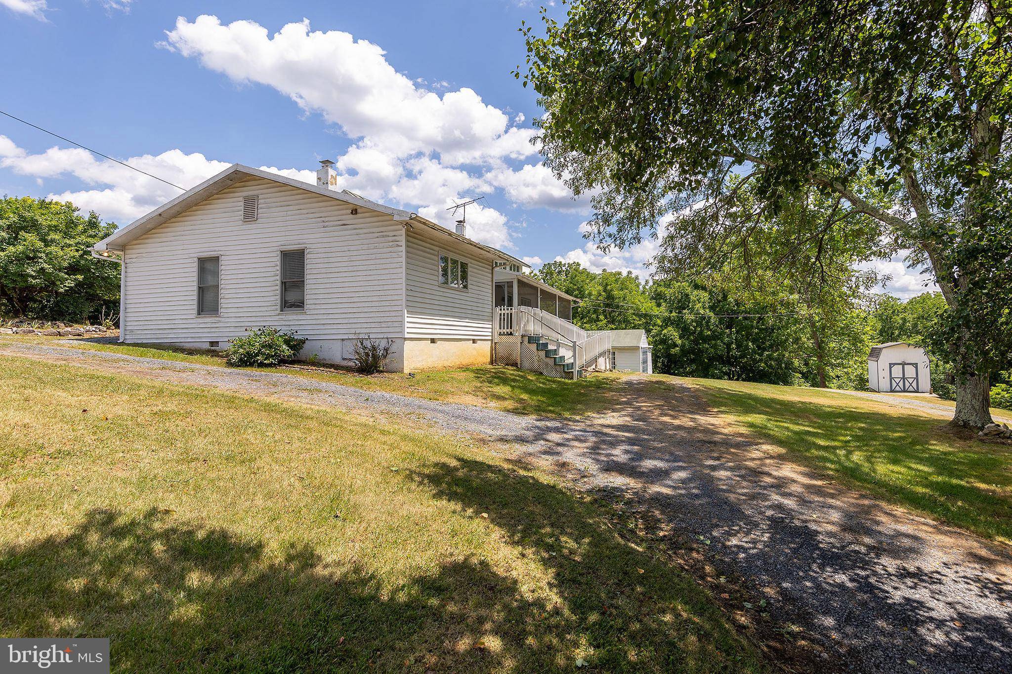 Front Royal, VA 22630,243 MILLDALE HOLLOW RD