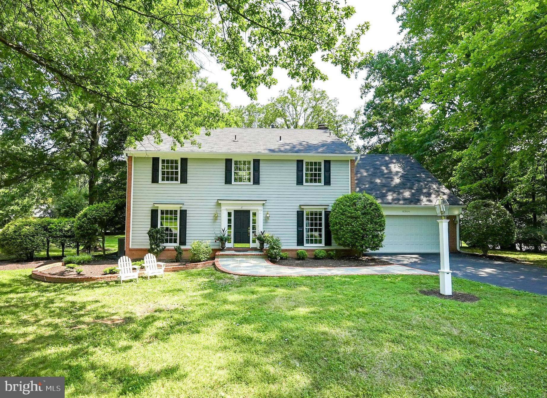 Mclean, VA 22102,8304 HUNTING HILL LN