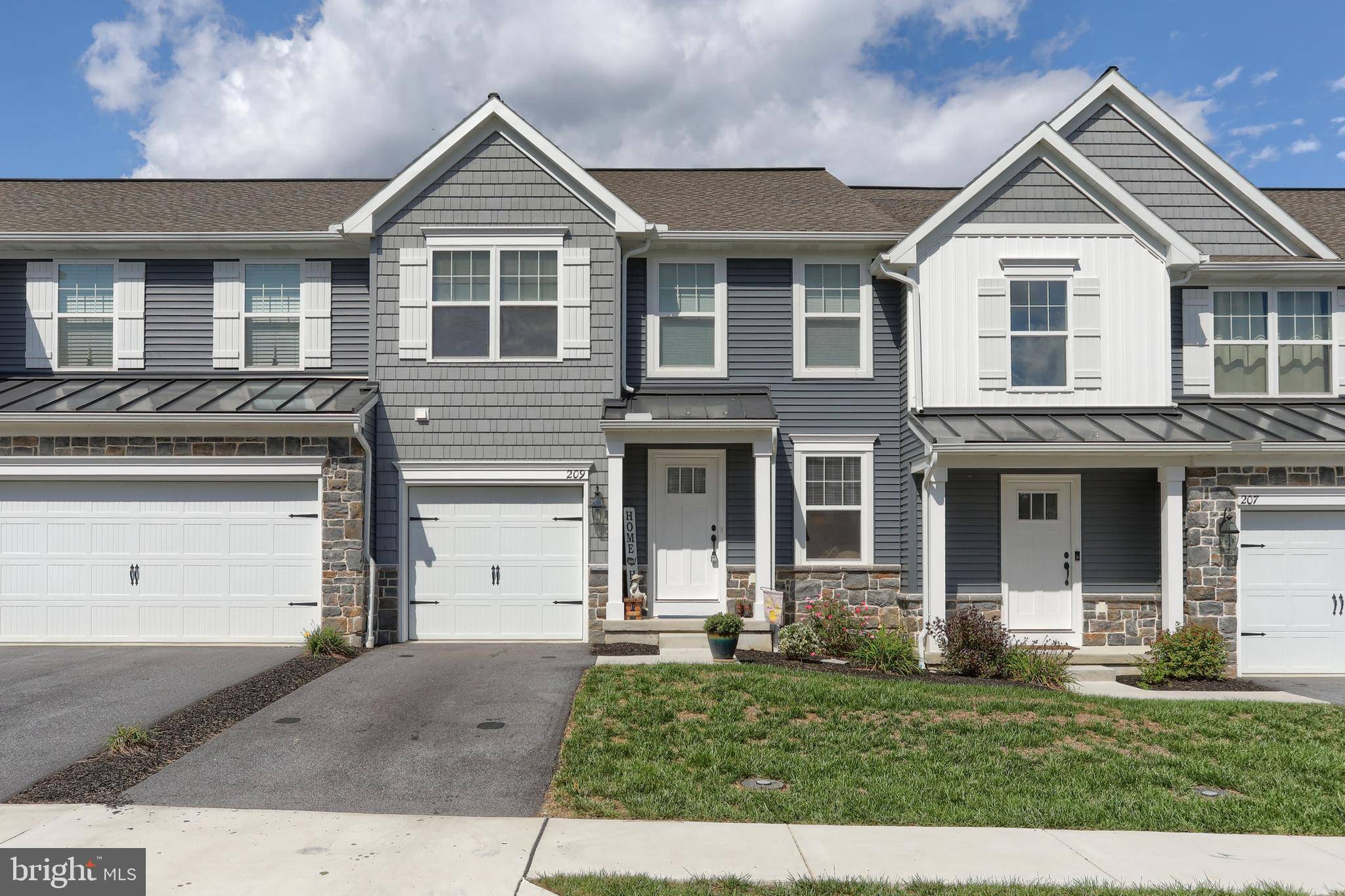 Annville, PA 17003,209 HIGHLAND CT