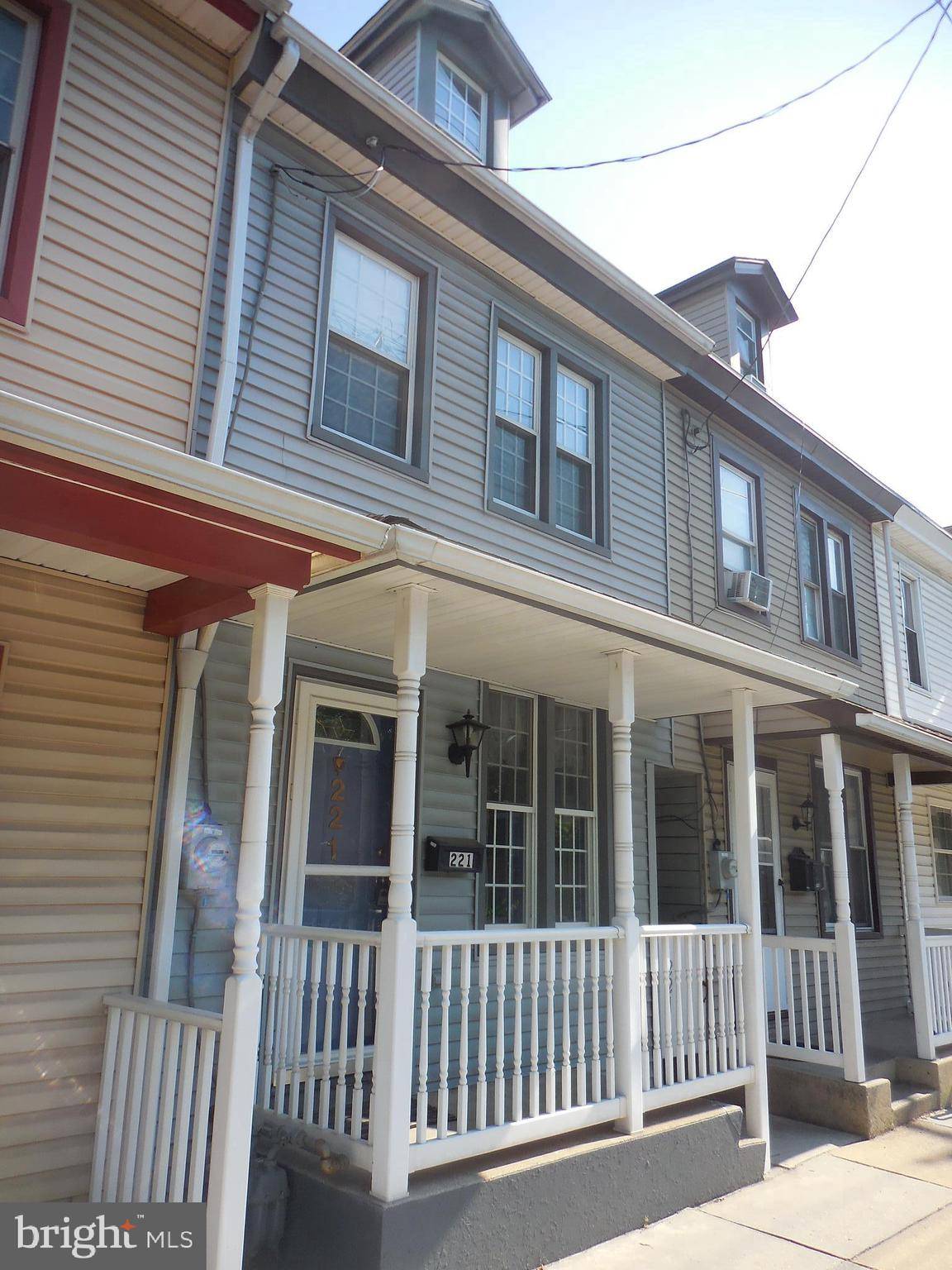 Lebanon, PA 17042,221 WALNUT ST