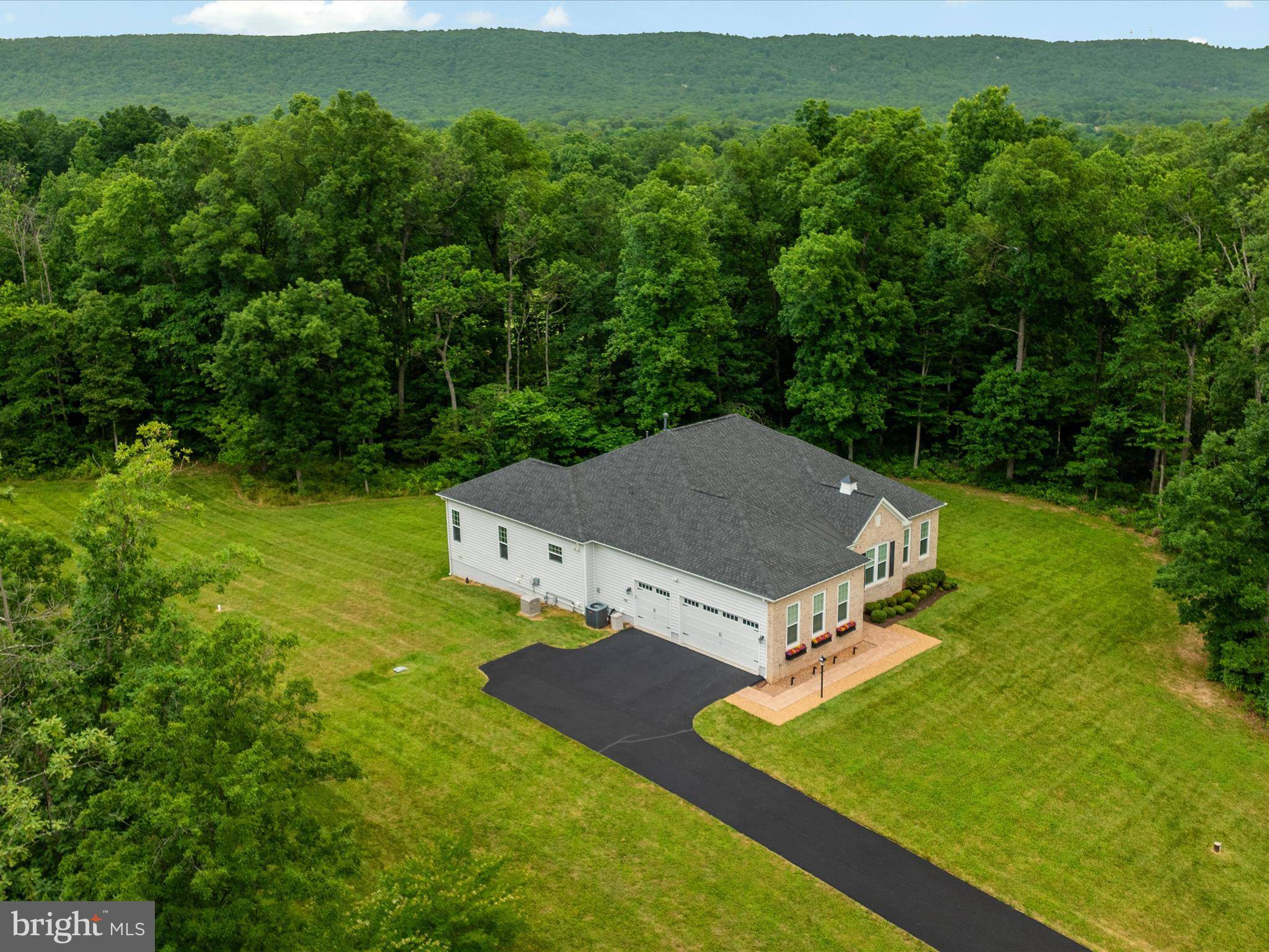 Haymarket, VA 20169,15389 BULL RUN ESTATES DR