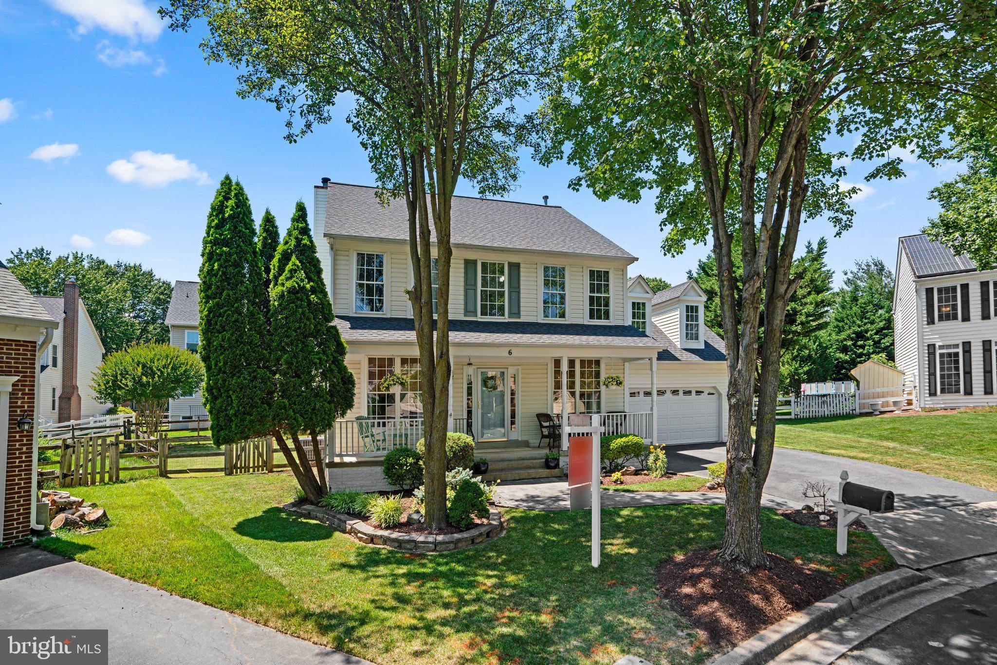 Brookeville, MD 20833,6 HONEYSTONE CT