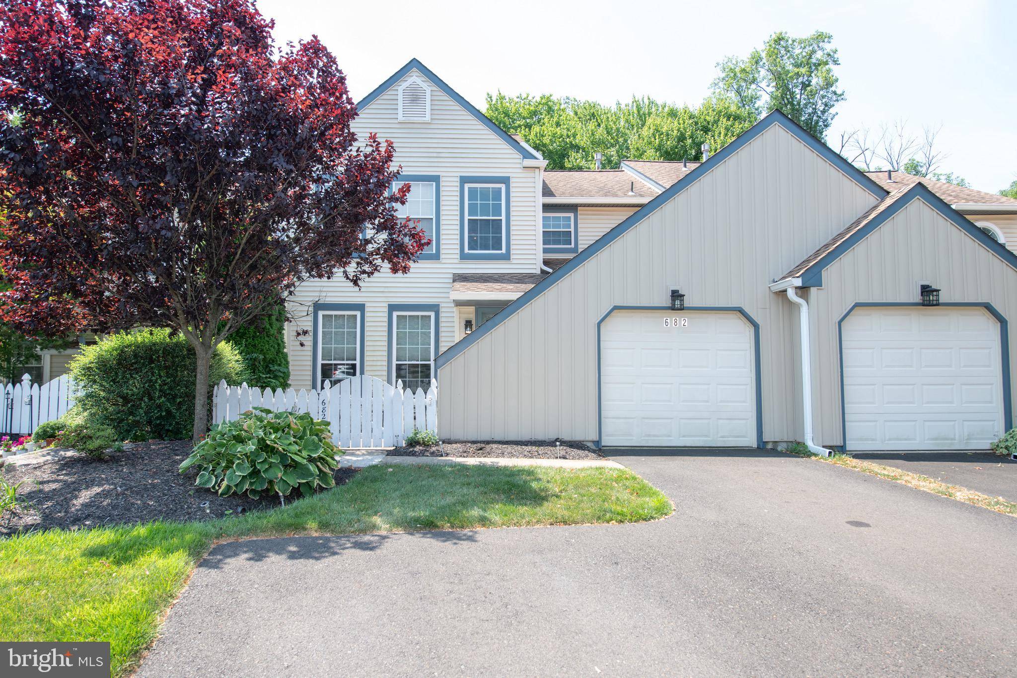 Southampton, PA 18966,682 GRAY CIR