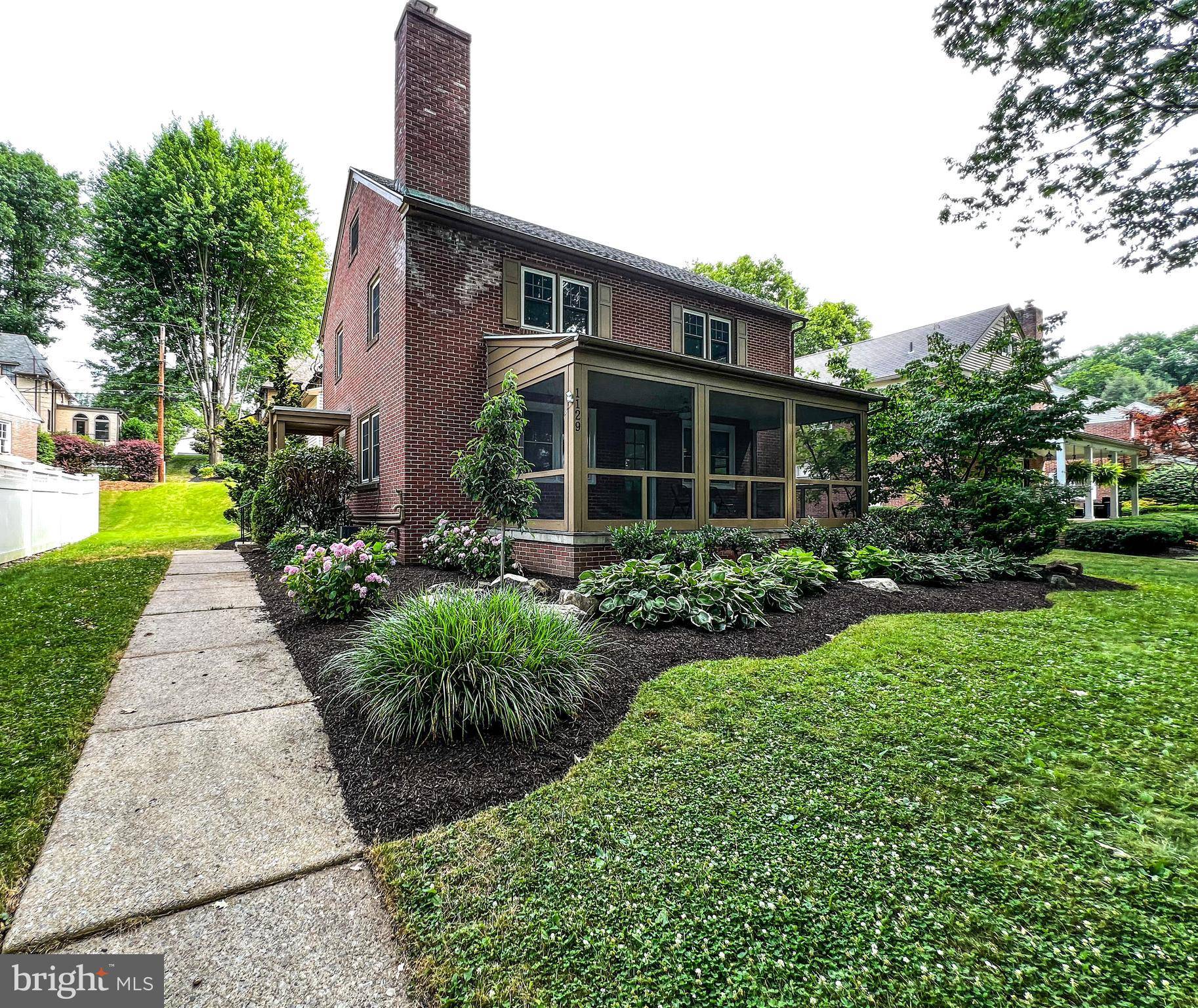 Wyomissing, PA 19610,1129 ALBRIGHT