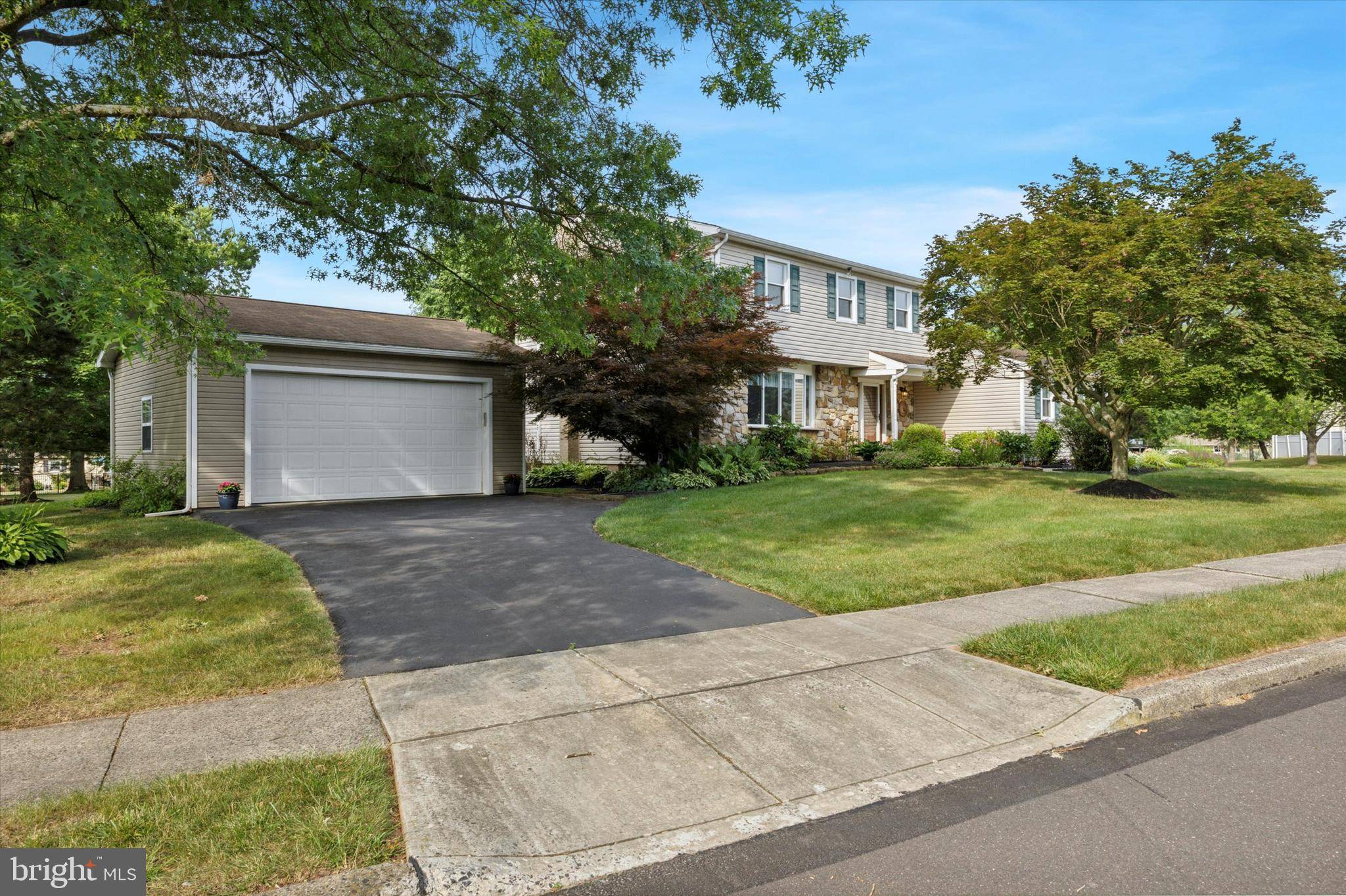 Lansdale, PA 19446,1502 CANTERBURY DR