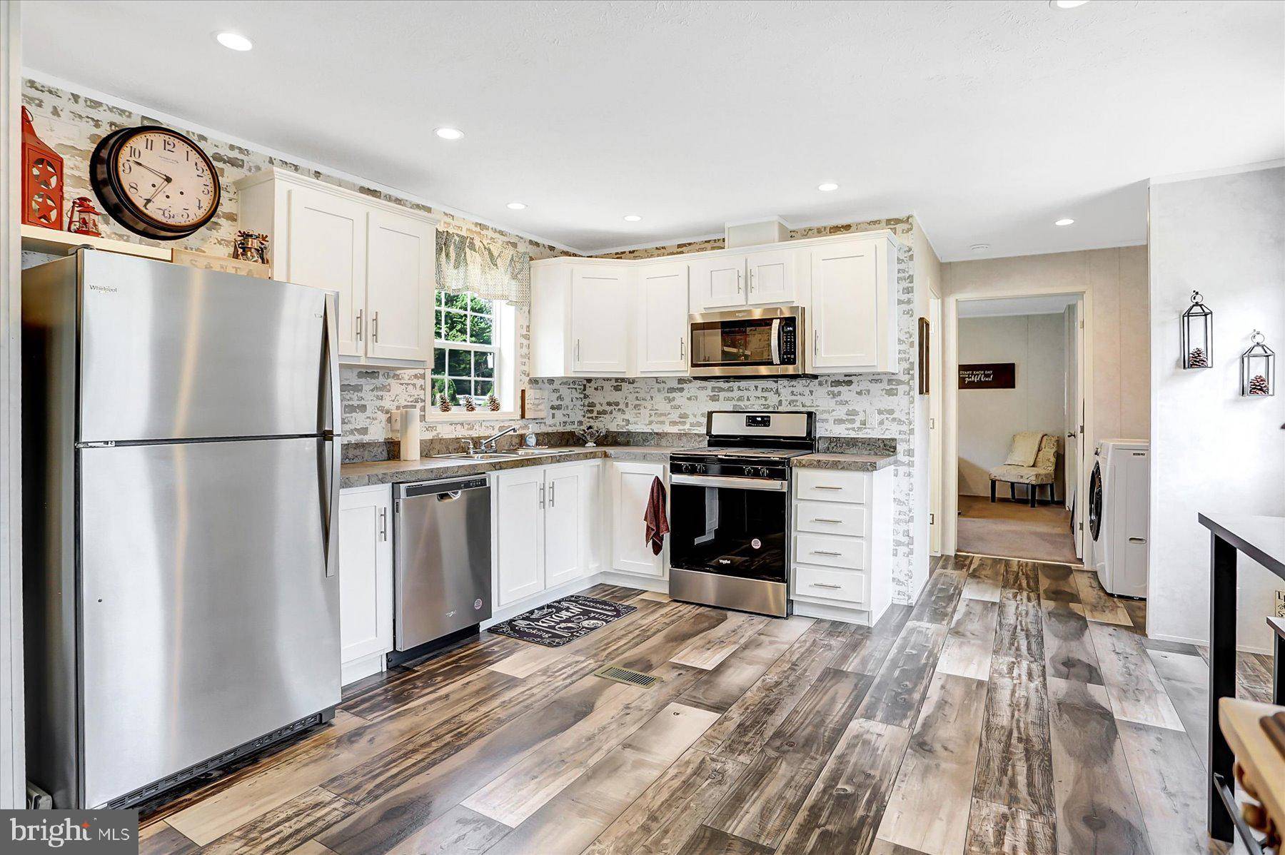 Hershey, PA 17033,9 SUNSET DR
