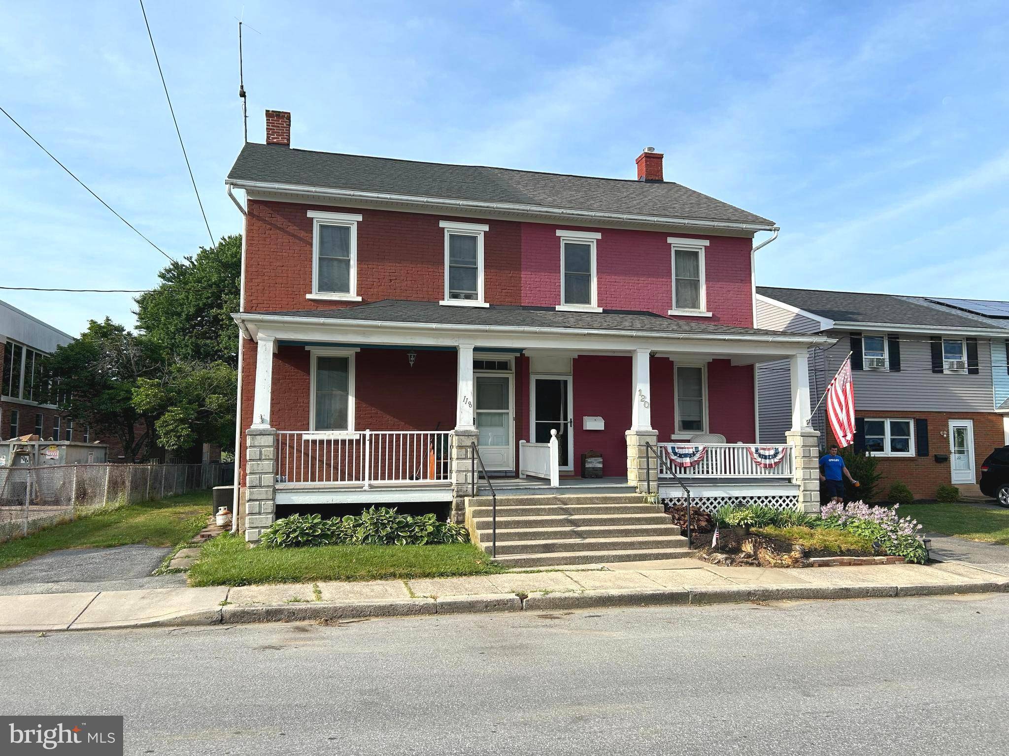 Strasburg, PA 17579,120 W FRANKLIN ST