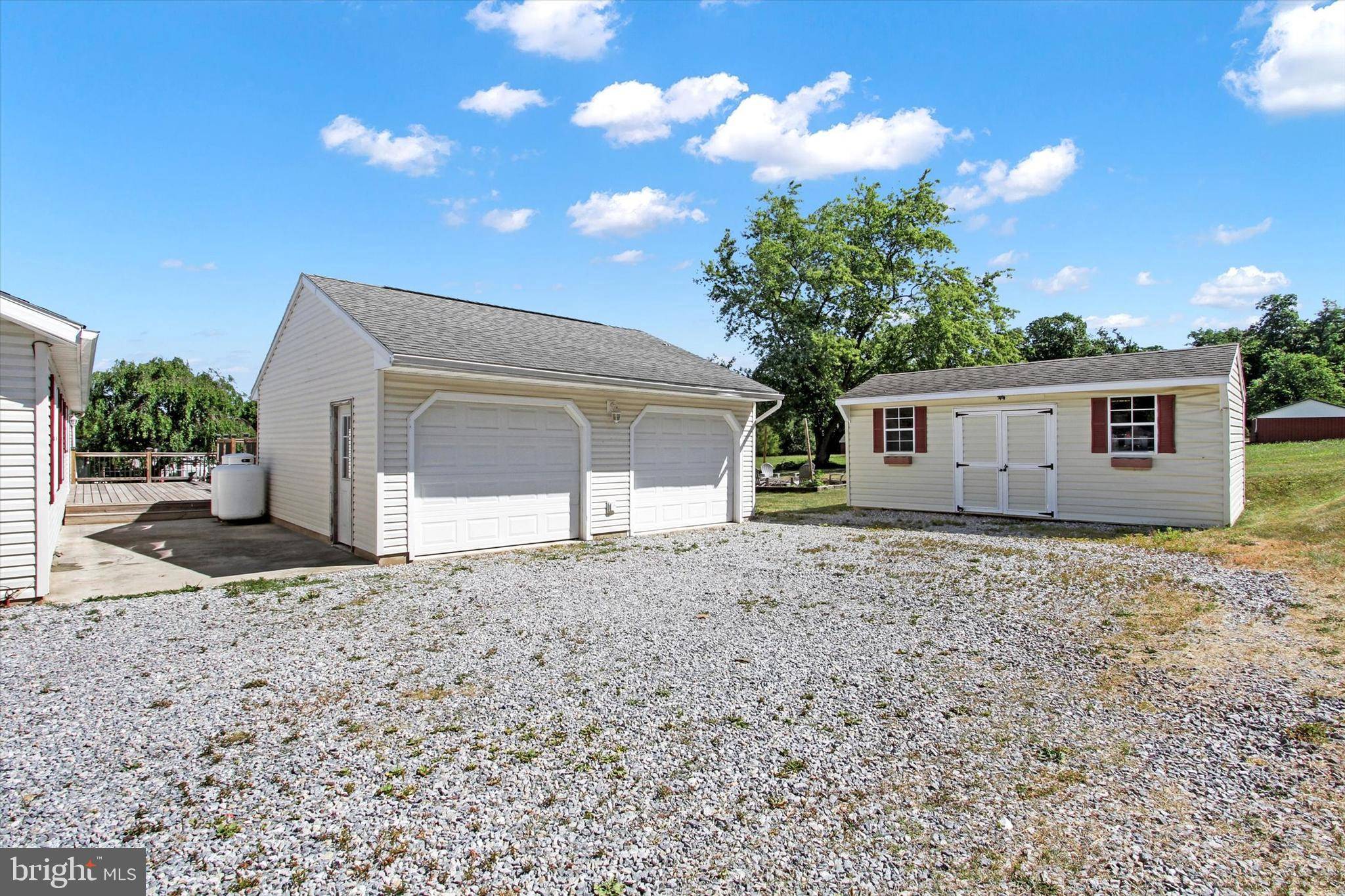 Abbottstown, PA 17301,189 MEADOW LN