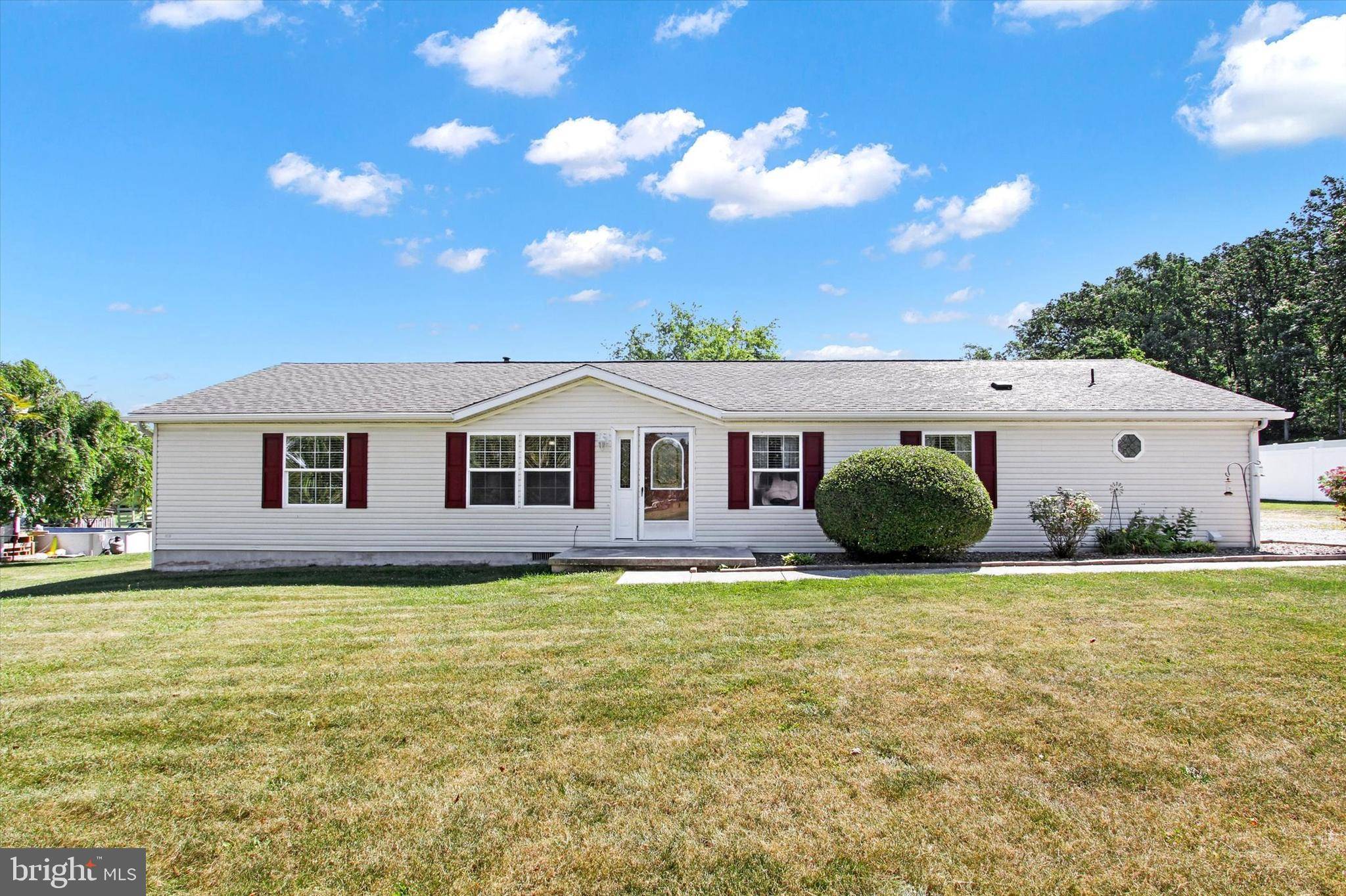 Abbottstown, PA 17301,189 MEADOW LN