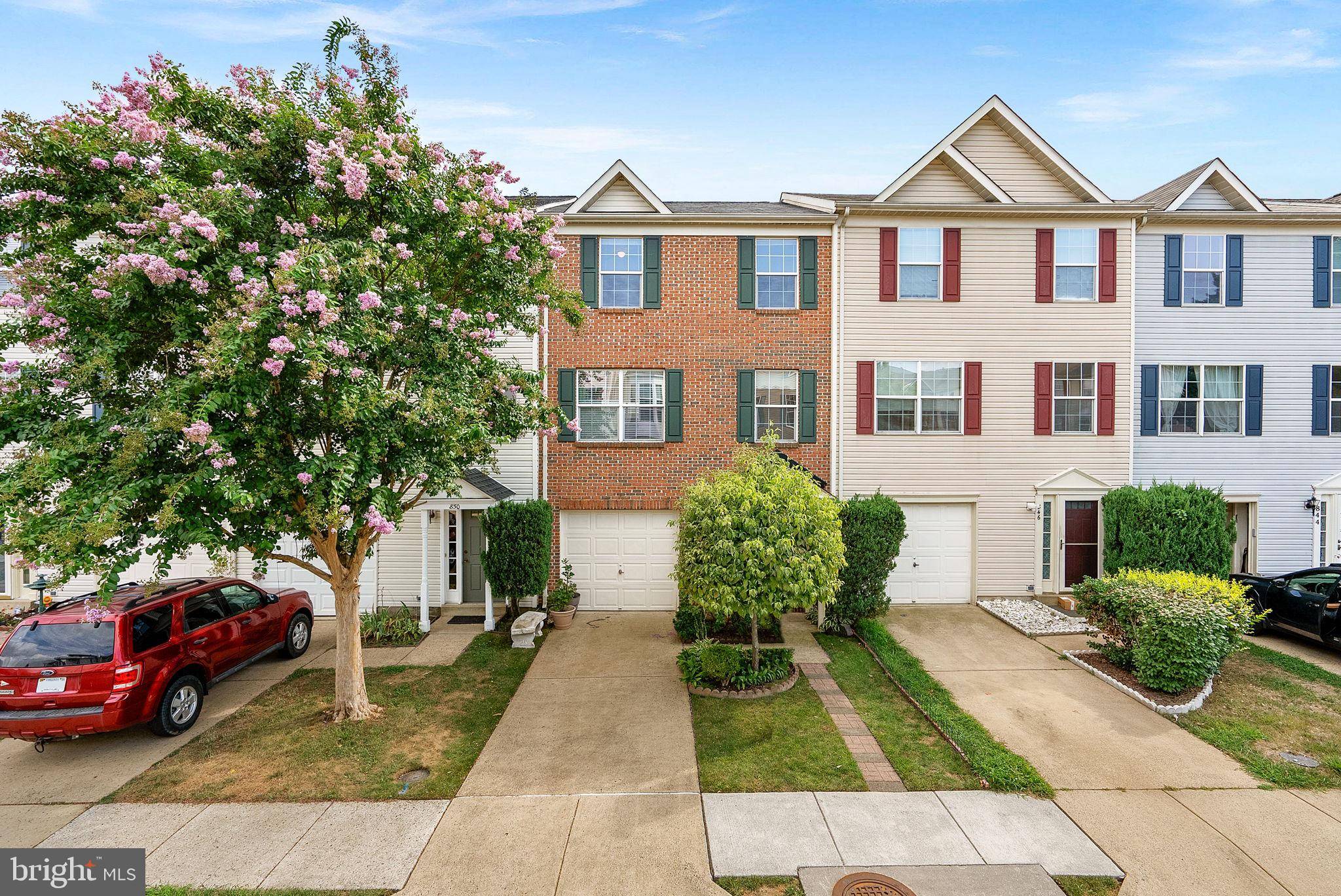 Leesburg, VA 20175,848 VANDERBILT TER SE