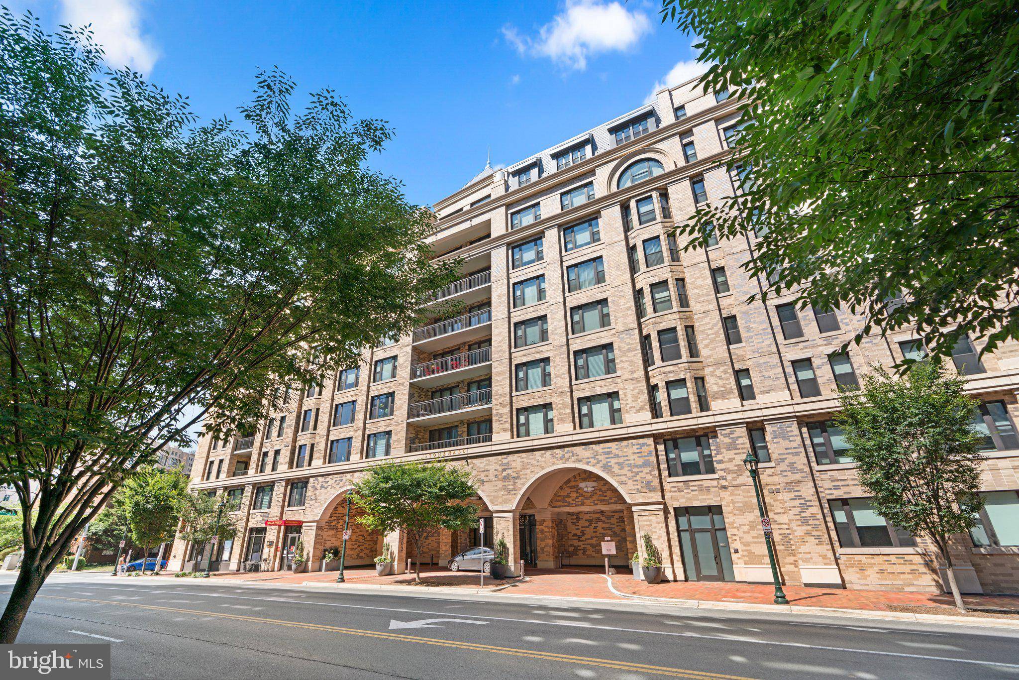 Bethesda, MD 20814,8302 WOODMONT AVE #403