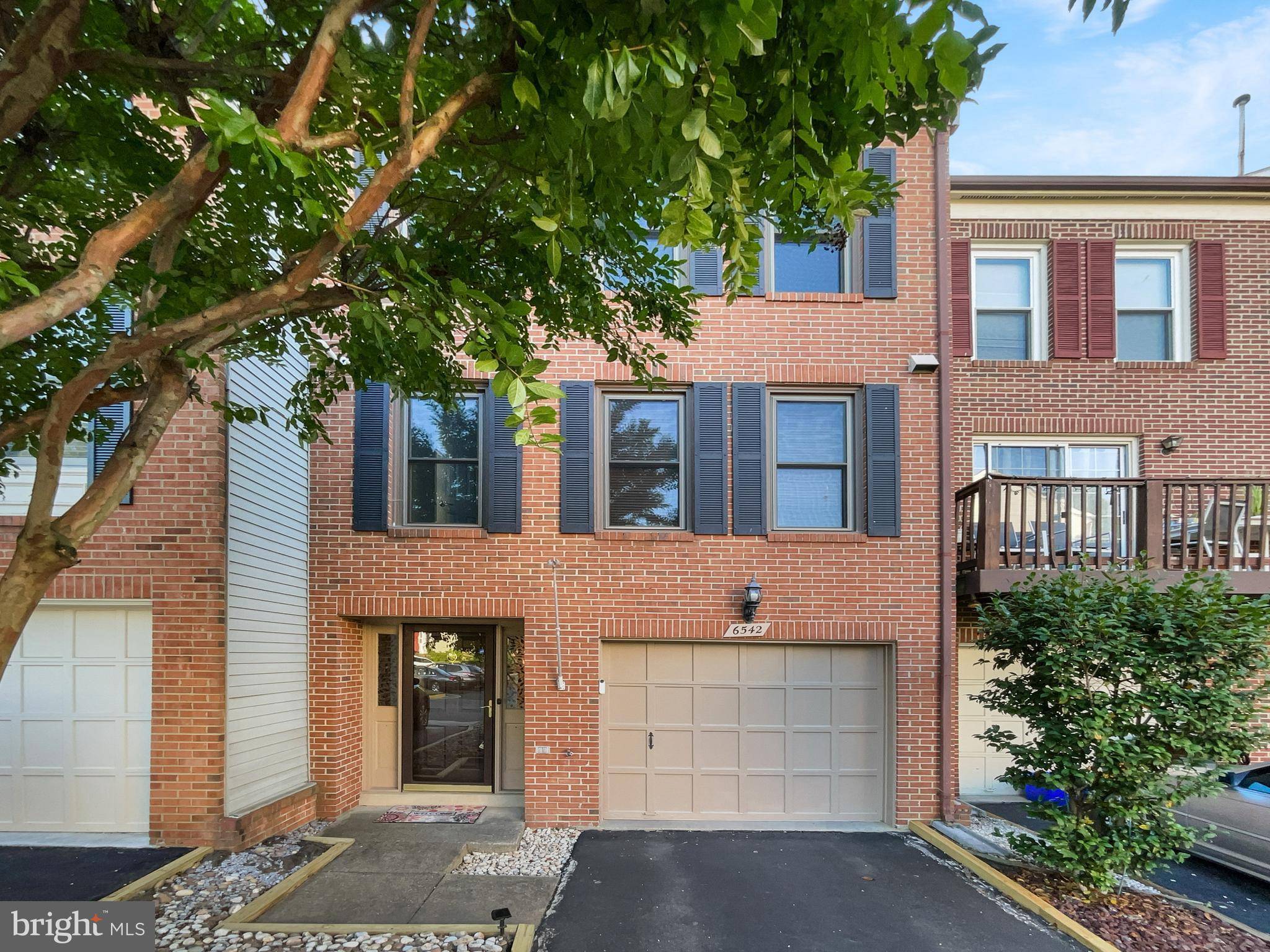 Alexandria, VA 22312,6542 RIVER TWEED LN