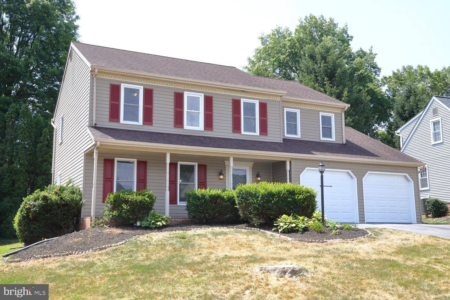 Lancaster, PA 17602,1548 DUNMORE DR