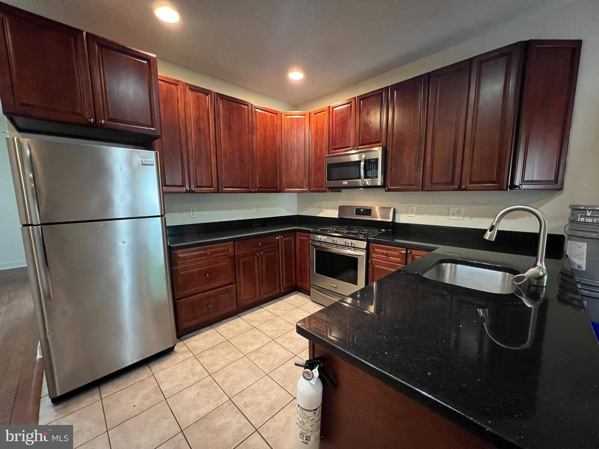 Philadelphia, PA 19121,1713 W MONTGOMERY AVE #C